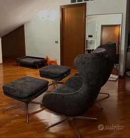 Coppia di poltrone Sofà con pouf – acquistate nel