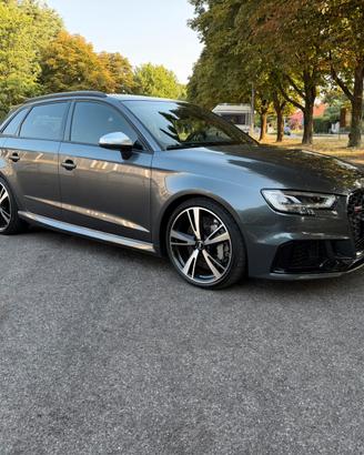 Audi RS3 2018