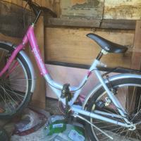 bicicletta da bambina in buono stato funzionante