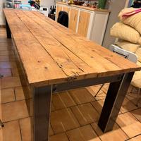 Tavolo in legno e ferro