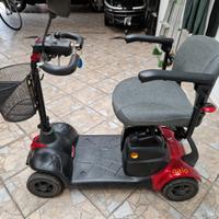 Scooter elettrico per anziani a 4 ruote