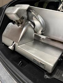 Affettatrice Professionale Omas lama 330 nuova