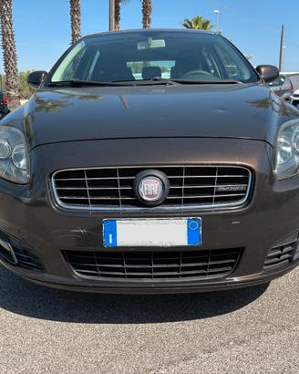 Fiat Croma 1.9 Multijet Emotion