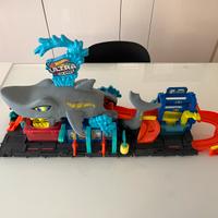 Hotwheels ultra car wash