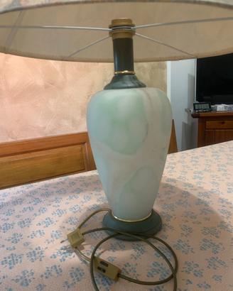 Lampada da tavolo vintage in vetro satinato