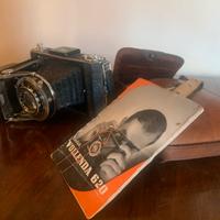 Macchina fotografica anni 30