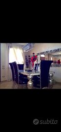 Completo tavolo, sedie e specchio