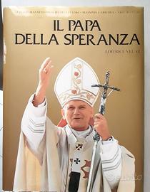 Libro Il Papa della Speranza  su Giovanni Paolo II