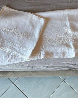 Lenzuolo in lino bianco
