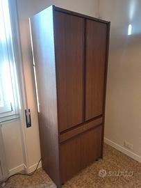 Mobile in legno