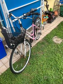 2 biciclette in blocco Non trattabile!!!!