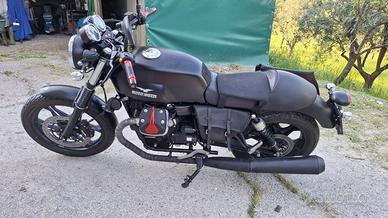 Moto Guzzi V7 II - 2015