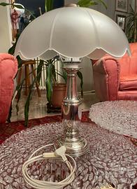 Lampada con base in argento