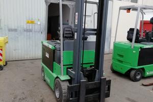 CESAB COMPACT 250 ANNO 2004