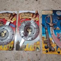 armi/ spade giocattolo 