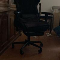 Sedia Gaming Songmics con poggiapiedi – ottime con