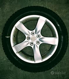 4 Cerchi da 16 Subaru, completi di gomme termiche