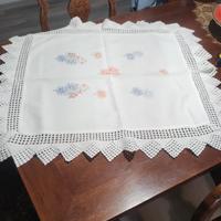 centro tavola di cotone ricamo a mano 