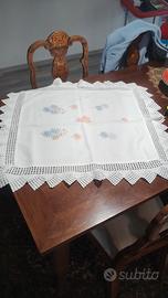 centro tavola di cotone ricamo a mano 