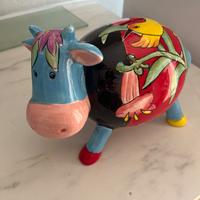 Salvadanaio Mucca in ceramica dipinta a mano
