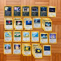 Carte Pokémon set 30 carte Elettro e Buio