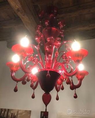 Lampadario rosso in vetro di Murano 