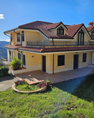 VILLA su 3 livelli