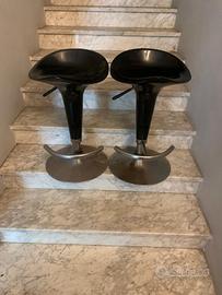 Sgabelli regolabili neri