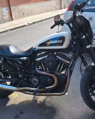 Harley Davidson Roadster