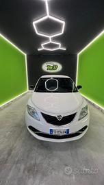 Lancia Ypsilon 1.2 69 CV 5 porte Platinum