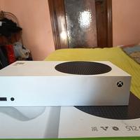 xbox series s con 2 joystick+cavo lan+cavo joystik