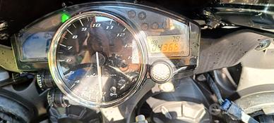 Yamaha R1 2005