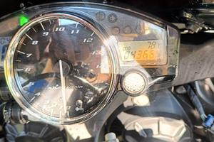 Yamaha R1 2005