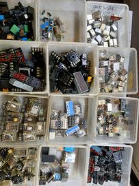 materiale elettronico