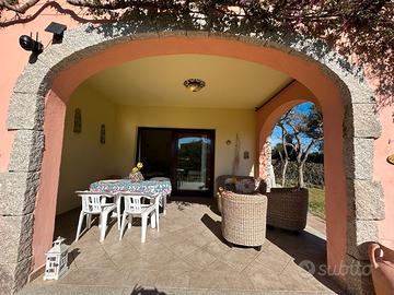 Stupenda villa con giardino centro San Teodoro