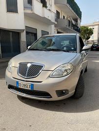 Lancia Ypsilon LANCIA YPSILON 1.2 BENZINA /GPL VAL