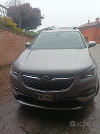 Opel Granland X