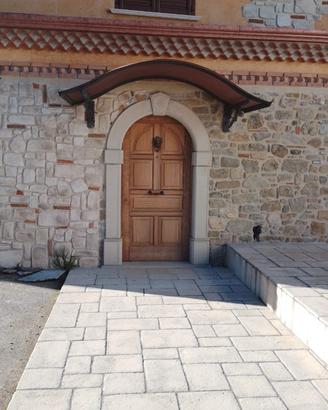 Portale in pietra del Cilento