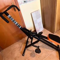 Attrezzo per glutei e addominali