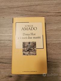 Libro "Dona Flor e i suoi due mariti" di J. Amado