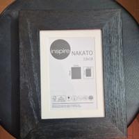 Cornici nere in legno