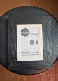 Cornici nere in legno