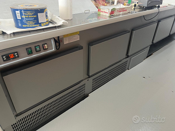 Attrezzature alimentari+Banco frigo +Altro