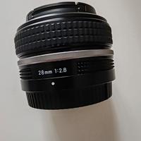 Nikon nikkor Z 28mm f/2.8 SE