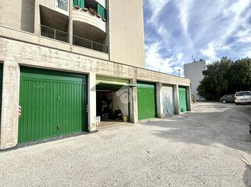 BOX A TRIESTE