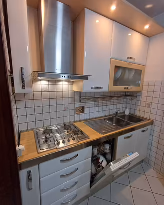 Cucina completa moderna 210 cm + colonna forno 60