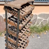 Portabottiglie in legno e ferro