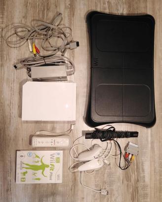 Nintendo wii con wii fit e controller