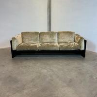 Divano Arnolfo di Simon Gavina