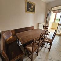 tavolo da cucina o sala 